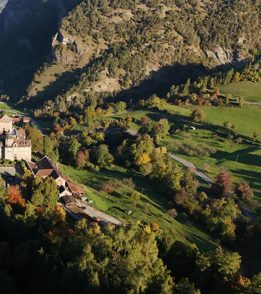 Burg Ortenstein Luftaufnahme 1 rechts