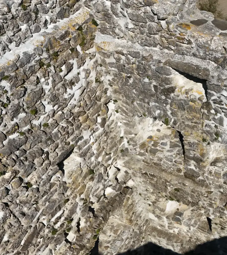 Ruine Blatten Luftaufnahme 4 links