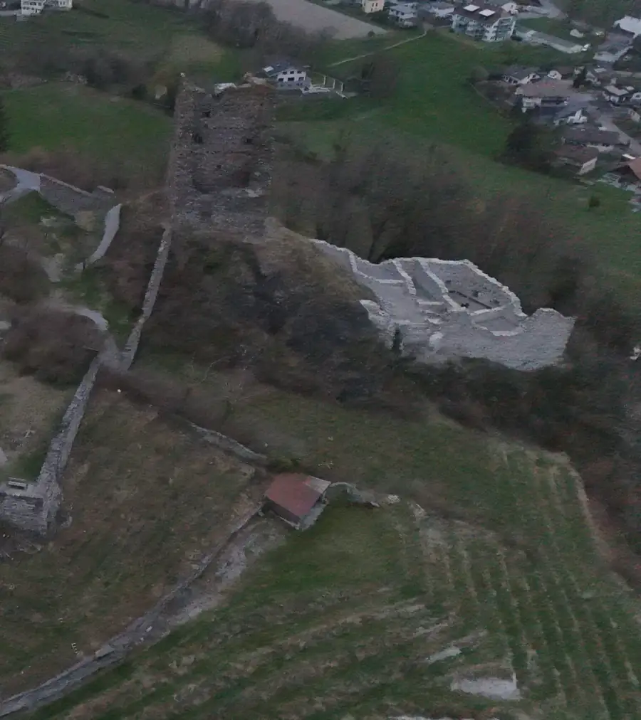 Ruine Freudenberg Luftaufnahme 3 rechts