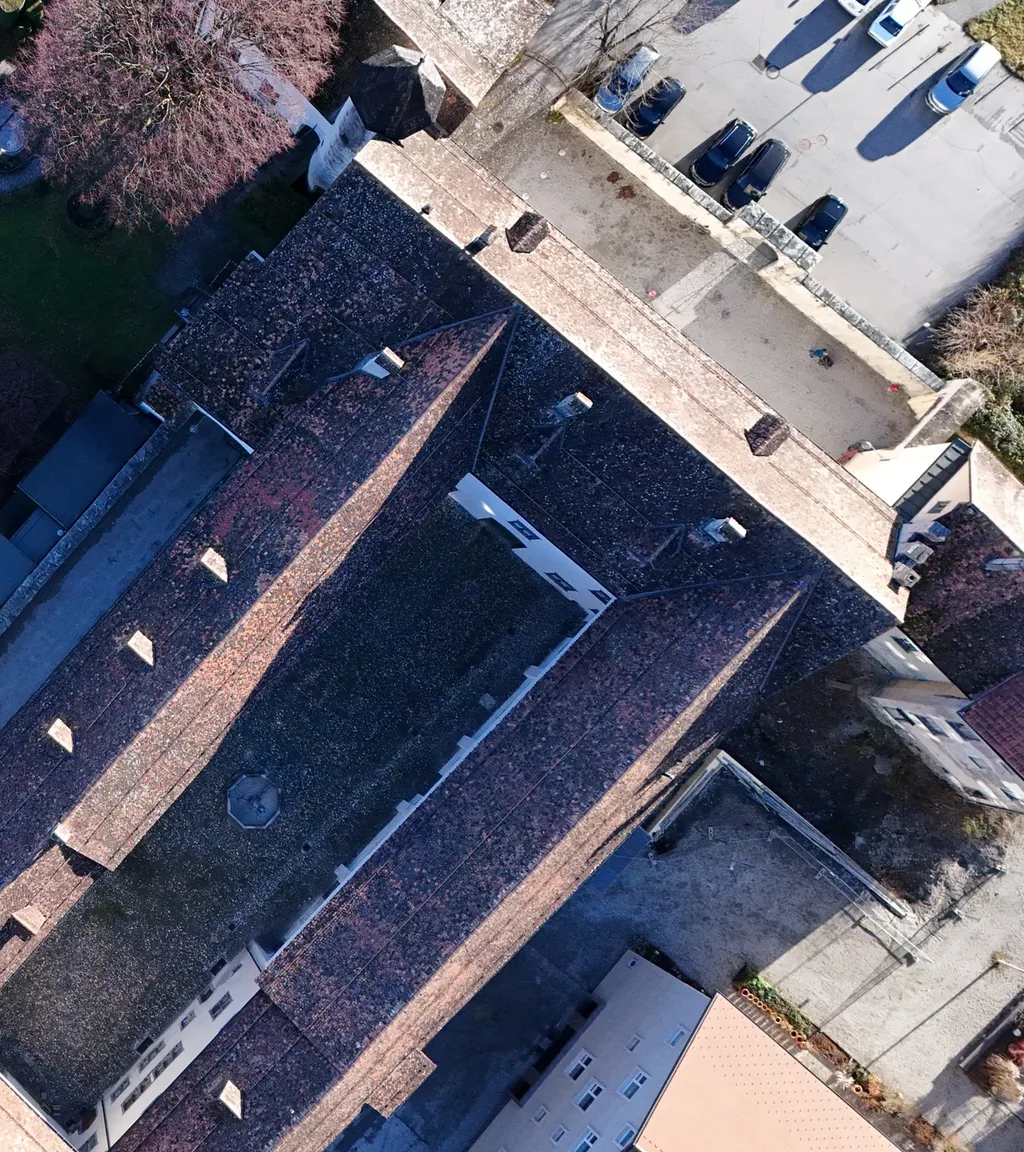 Schloss Haldenstein Luftaufnahme 5 rechts
