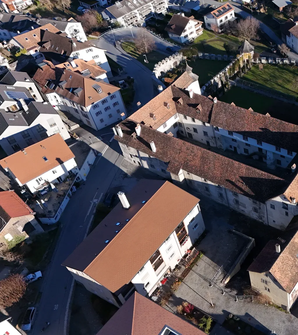 Schloss Haldenstein Luftaufnahme 8 links