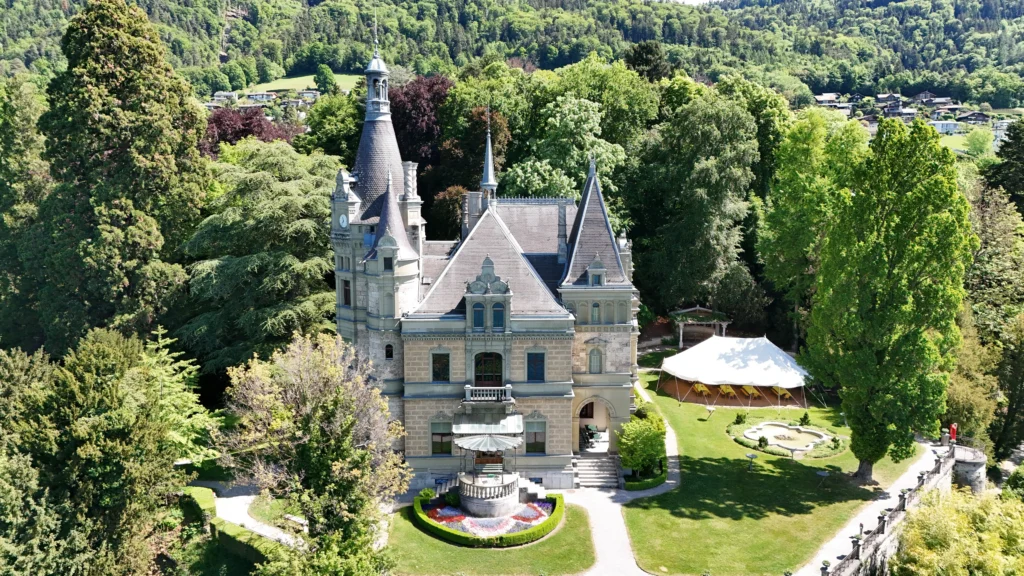 Schloss Hünegg Vorschau