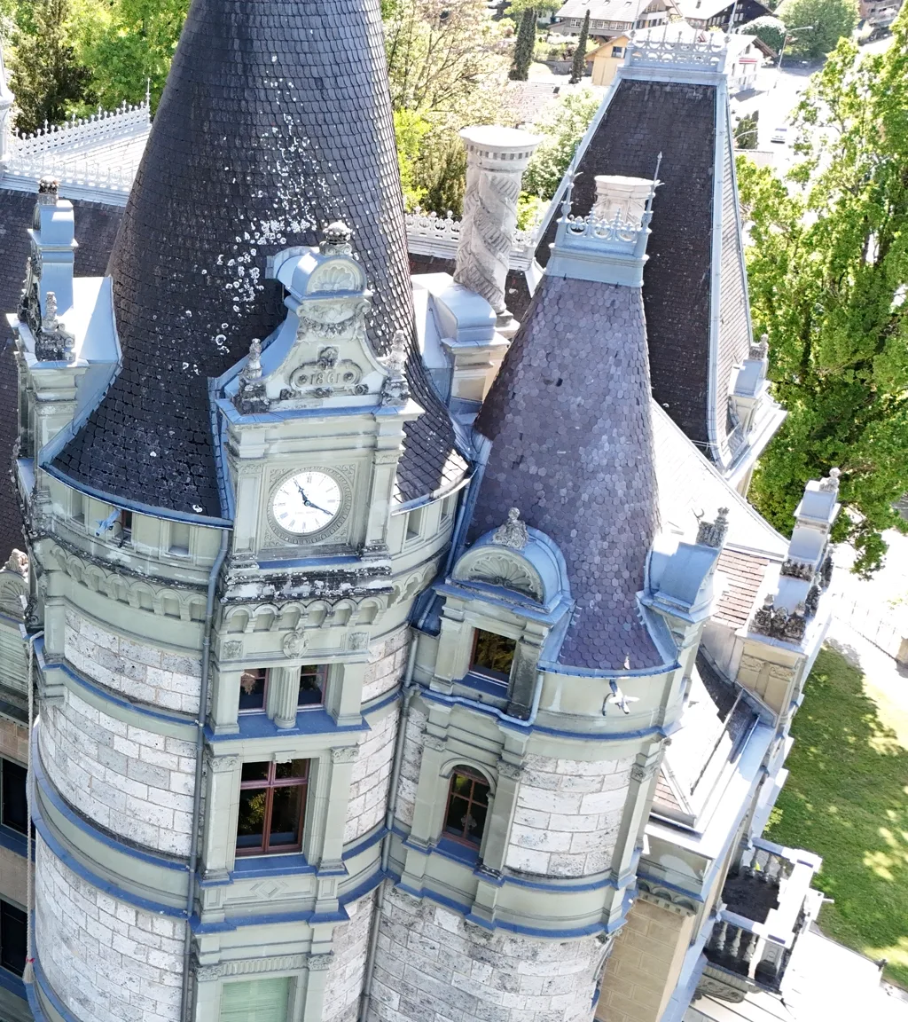 Schloss Hünegg Luftaufnahme 13 rechts