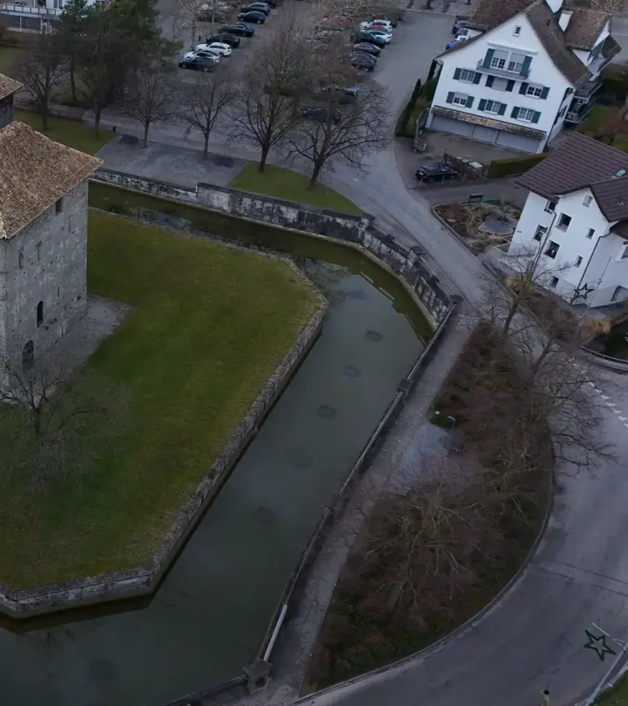 Schloss Pfäffikon Luftaufnahme 3 rechts