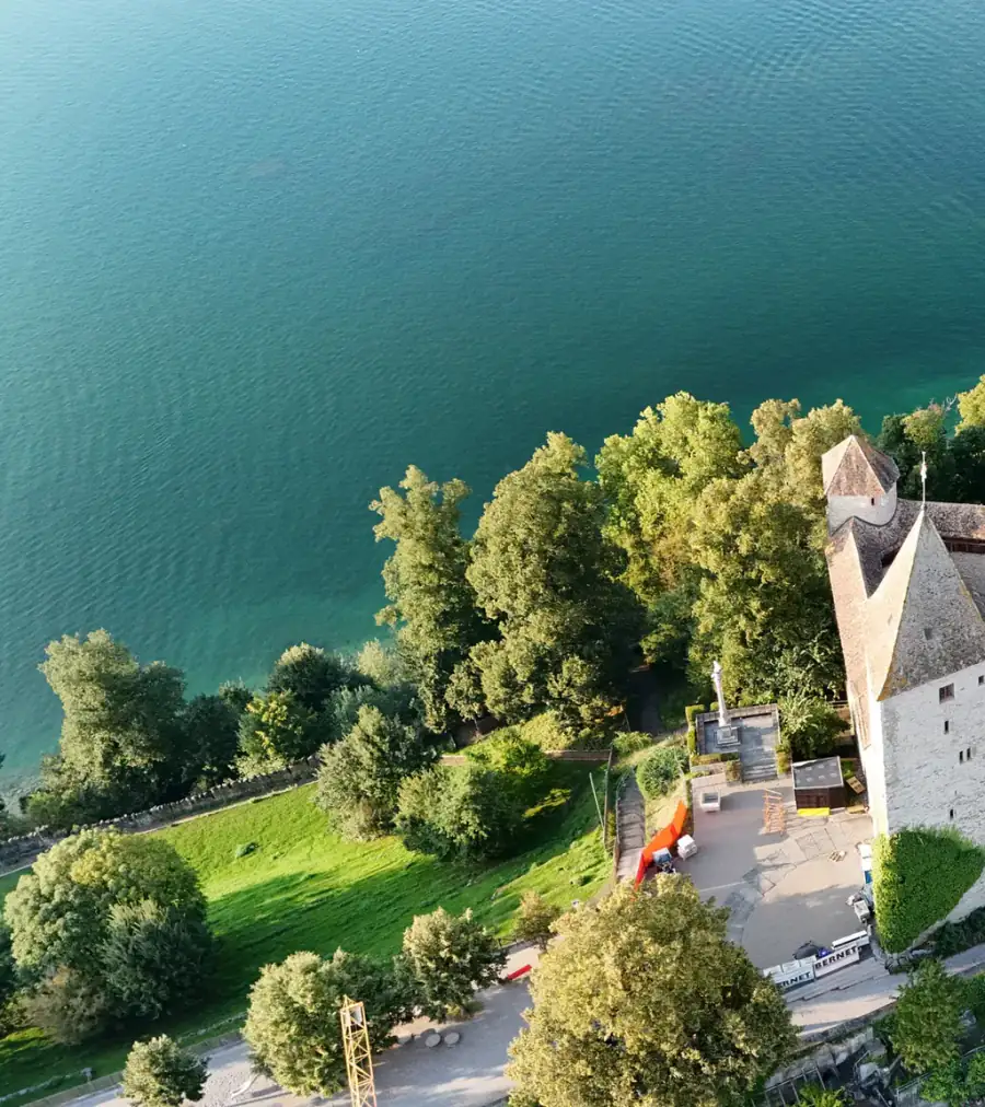 Schloss Rapperswil Luftaufnahme 2 links