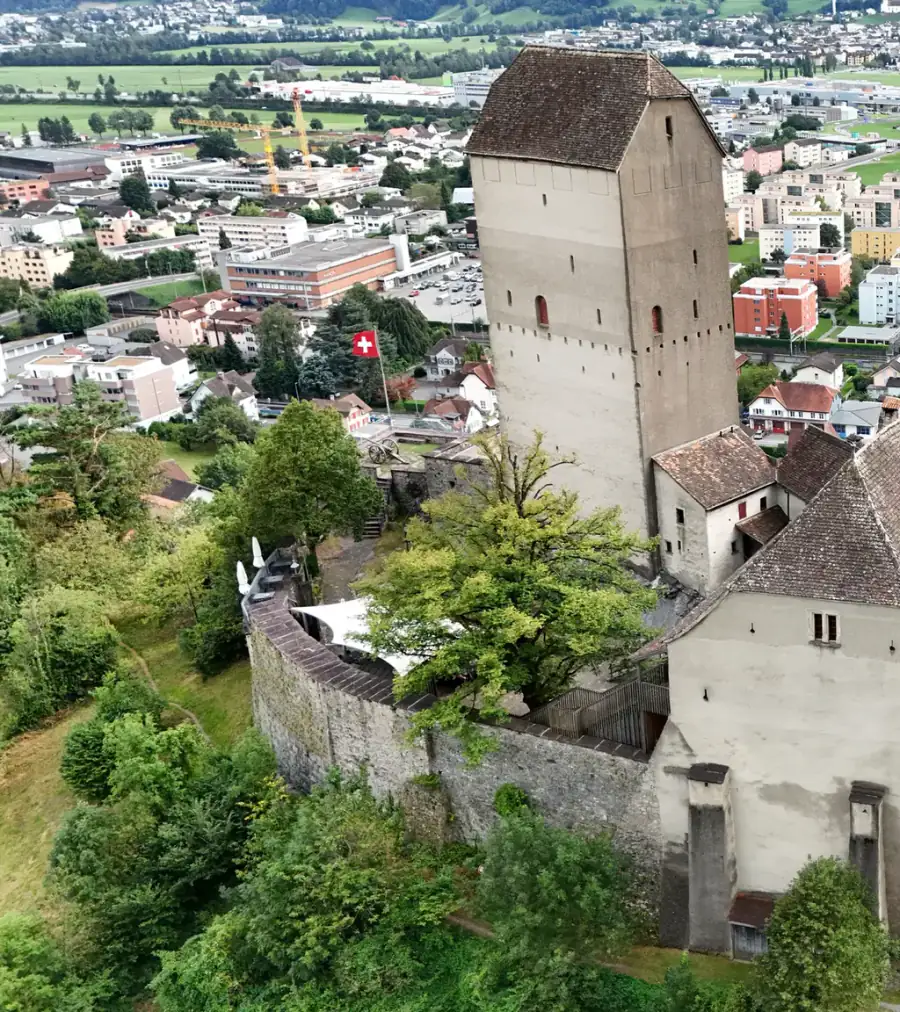 Schloss Sargans Luftaufnahme 1 links